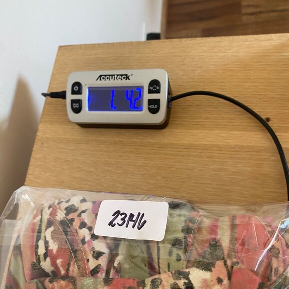 Chicos Jacket Womens 1 US Medium Green Red Multi Animal Print Shimmer Button Up - Picture 9 of 9